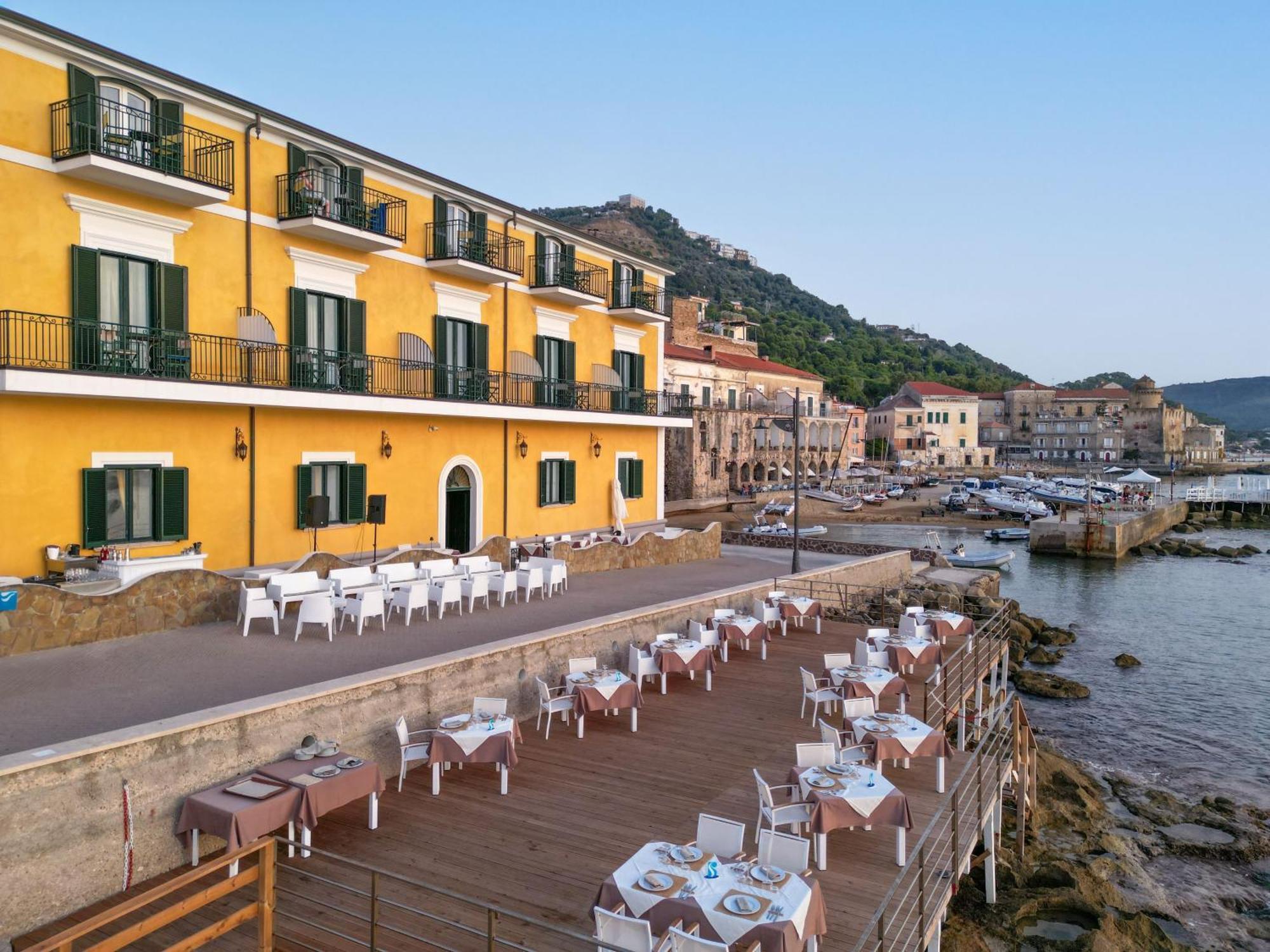 Hotel Villa Sirio Санта-Мария-ди-Кастеллабате Экстерьер фото